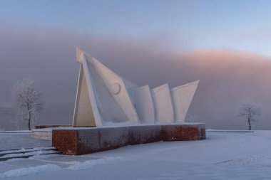 Irkutsk 'taki Angara barajında dans pisti.