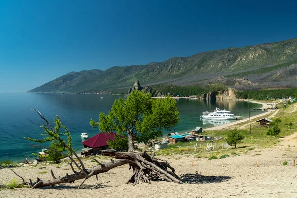 Pemandangan Teluk Peschanaya Danau Baikal — Stok Foto