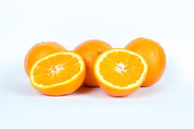 Olgun sulu lezzetli turuncu meyve A vitamini zengin