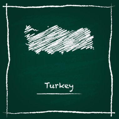 Türkiye'de anahat vektör harita elle yeşil bir tahtaya tebeşir ile çizilmiş.