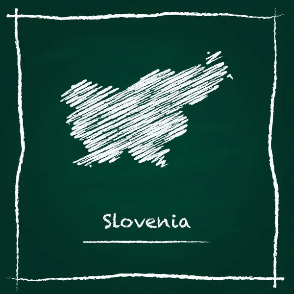Словенія контур Векторна карта рука намальована з крейдою на зеленій дошці. — стоковий вектор