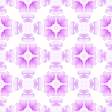 Organik fayans. Mor nadir boho şıklığında bir yaz. 