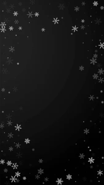雪のクリスマスの背景を麻痺させます 黒の背景に小さな飛行雪のフレークと星 立派な冬の銀の雪の結晶オーバーレイテンプレート 縦に優れたイラスト — ストックベクタ