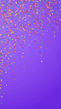 Şenlikli optimal konfeti. Kutlama yıldızları. Menekşe arkaplanda gökkuşağı konfetisi. Güzel görünümlü bir şablon. Dikey vektör arkaplanı.