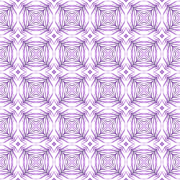 Tropik, pürüzsüz desen. Mor büyüleyici boho şık yaz tasarımı. El çizimi tropikal, pürüzsüz sınır. Tekstil hazır ilahi baskı, mayo kumaş, duvar kağıdı, ambalaj..