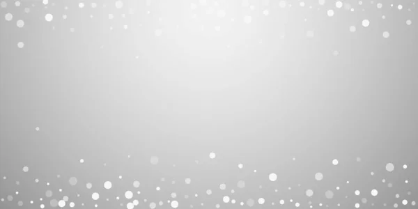 크리스마스 배경에 있습니다 은백색 배경에는 날으는 눈송이와 별들이 겨울을 알리는 — 스톡 벡터