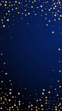 Şenlikli, büyüleyici konfeti. Kutlama yıldızları. Koyu mavi arka planda nadir bulunan altın konfetileri. Şablon şablonu getiriliyor. Dikey vektör arkaplanı.