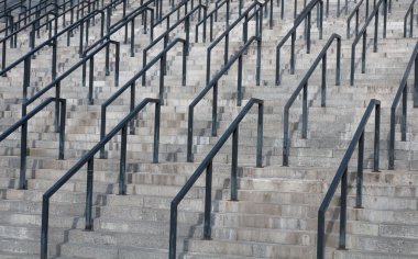 Modern taş merdiven metal Küpeşte ile