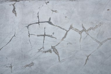 Endüstriyel binada çatlağı olan Grunge beton duvar. Tasarım ve doku arka planınız için harika.