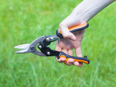 Timsah pense kesme sac metal Kırmızı saplı makası