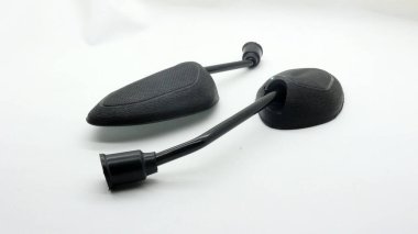 Beyaz Arkaplanda izole edilmiş bir çift Motosiklet Arka Görünümü Aynası