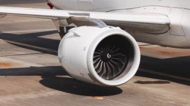 Jet motoru kalkışa hazırlanıyor..