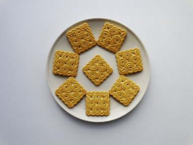 Tabaktaki kurabiyeler