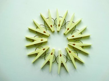 clothespins ceketler