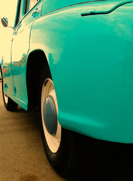 Old retro car on exhibition — Stock Photo, Image