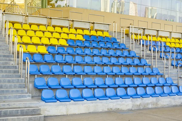 Assentos vazios no estádio — Fotografia de Stock