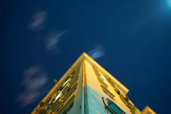 Dusk view apartment — Stock Photo, Image