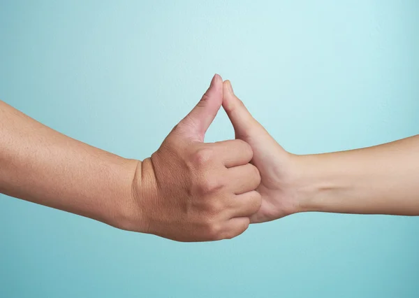 Duas mãos humanas tocando — Fotografia de Stock