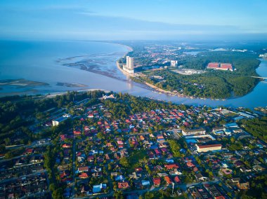 Kuantan, Malezya 'daki güzel küçük şehrin hava manzarası