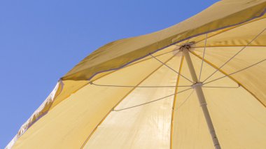 güneşten gelen barınak