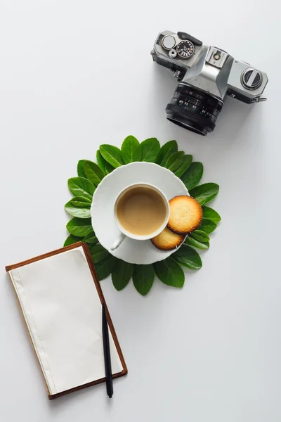 Kreativer natürlicher Morgenkaffee. — Stockfoto