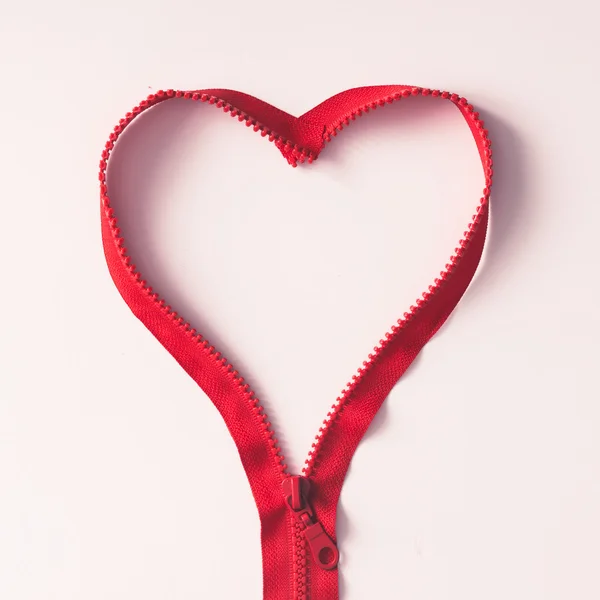 Застібку-блискавку у формі серця. Любов концепції — стокове фото