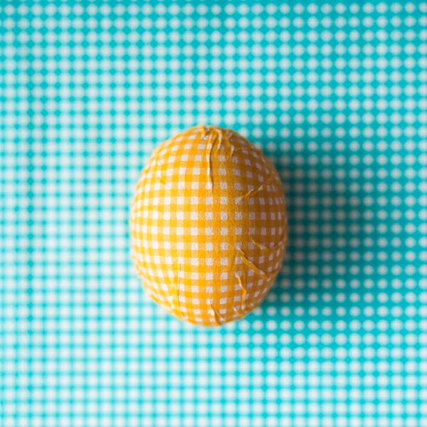 Easter egg decorated with paper napkin — Stock Photo, Image