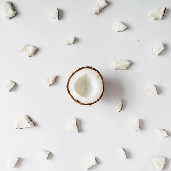 Kokos vzor na bílém pozadí. — Stock fotografie
