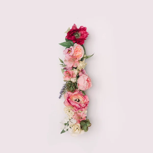 Brev Jag Gjort Verkliga Naturliga Blommor Och Blad Blomma Teckensnitt — Stockfoto