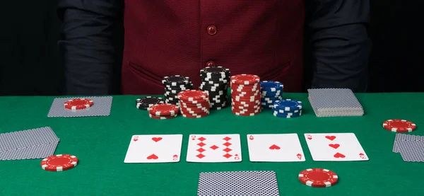 Eine Ausgelegte Kombination Von Karten Für Poker Und Kleine Wetten — Stockfoto