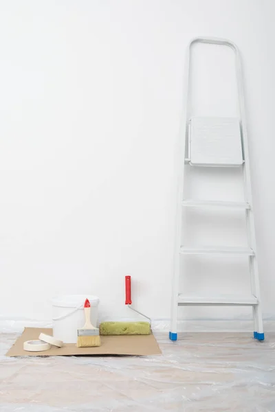Ferramenta Para Pintar Paredes Deitado Chão — Fotografia de Stock