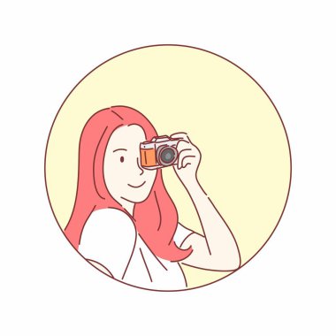 Kameralı kadın. El çizimi düz karakter vektör biçimi.