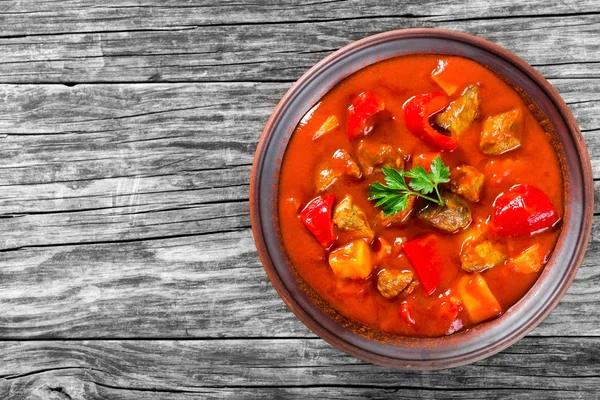 Beef stew with vegetables or goulash, traditional hungarian meal — Stock Image Beef stew with vegetables or goulash, traditional hungarian meal Stock Picture