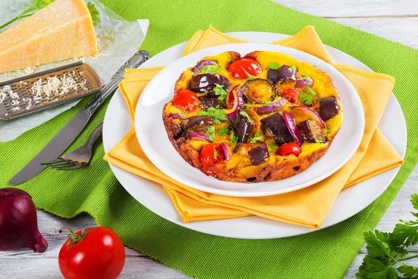 오븐에 구운 야채, 맛 있는 frittata 클로즈업 — 스톡 사진