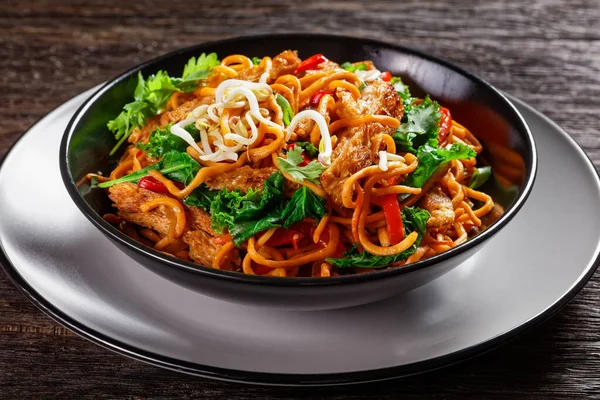 Grilled Soy Meat Strips Spicy Egg Noodle Bean Sprouts Kale — Stock Photo, Image