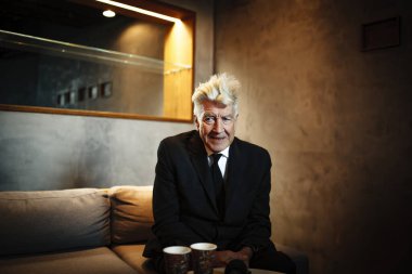 KIEV, UKRAINE - NOV 17, 2017: Amerikalı film yapımcısı David Lynch 'in basın toplantısı. 