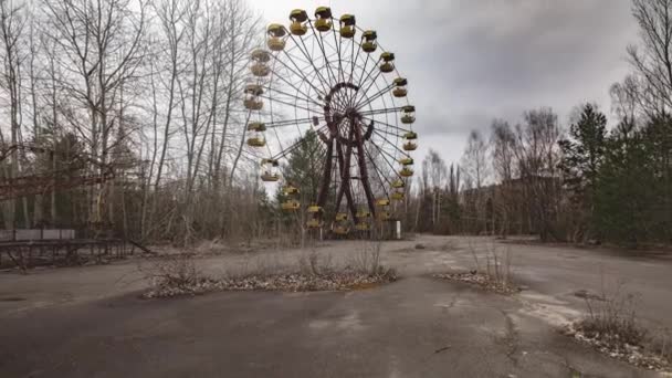 Чернобыльская Зона Отчуждения Припять Пейзаж Хронометража Заброшенного Города Заброшенное Колесо — стоковое видео