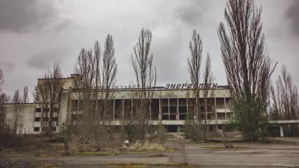 Чернобыльская Зона Отчуждения Припять Пейзаж Хронометража Заброшенного Города Дворец Культуры — стоковое видео
