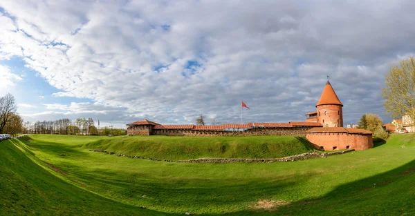 Castillo de Kaunas, Lituania — Foto de Stock