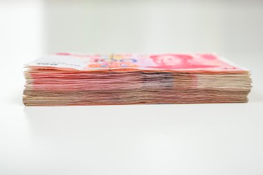 Yüz Yuan banknotlar