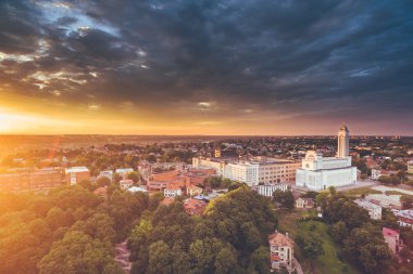 Yaz günbatımı Kaunas, Litvanya