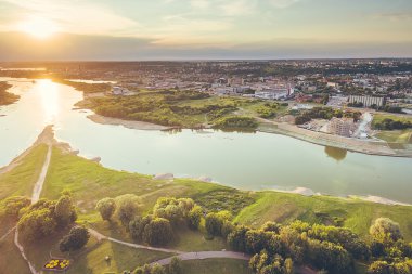 Yaz günbatımı Kaunas, Litvanya