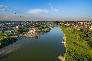 Yaz günbatımı Kaunas, Litvanya