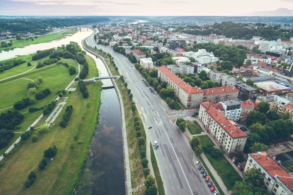 Pôr do sol de verão em Kaunas, Lituânia — Fotografia de Stock