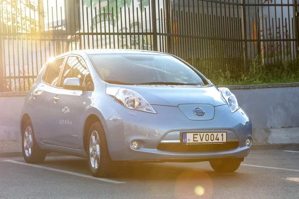 Voiture tout électrique Nissan Leaf — Photo