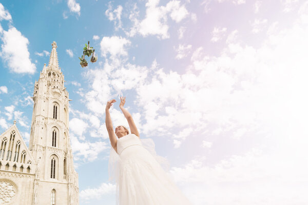 Just Married | Wedding Bouquet Flower Throwing