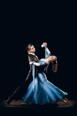 Dramatik Arjantinli dans çift Tango yılı rekabet