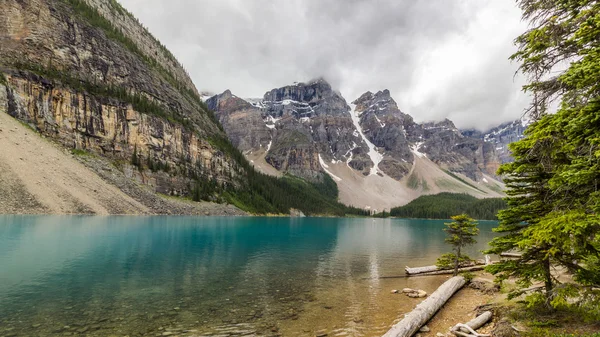 Parque Nacional Moraine lake Banff, Alberta, Canadá . —  Fotos de Stock