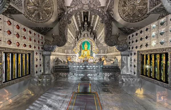 Gümüş Tapınağı'nda gece Chiang Mai, Tayland