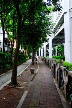 Çin 'in Guangzhou şehrinin Yuexiu ilçesinin yol manzarası. Eski kasaba, Guangzhou 'daki yerleşim bölgesi. Çin Şehir ve Seyahat Sahnesi.